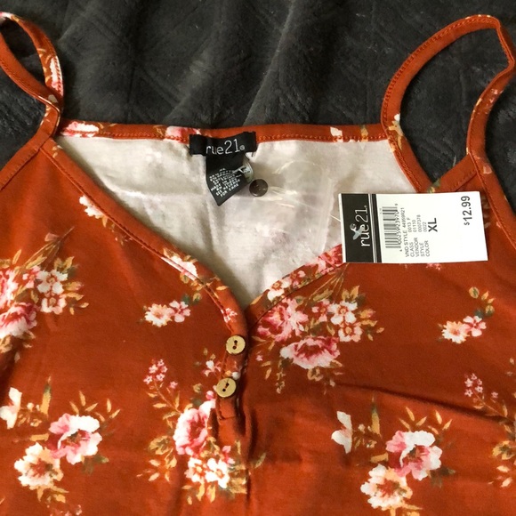 Floral crop top - Picture 3 of 4